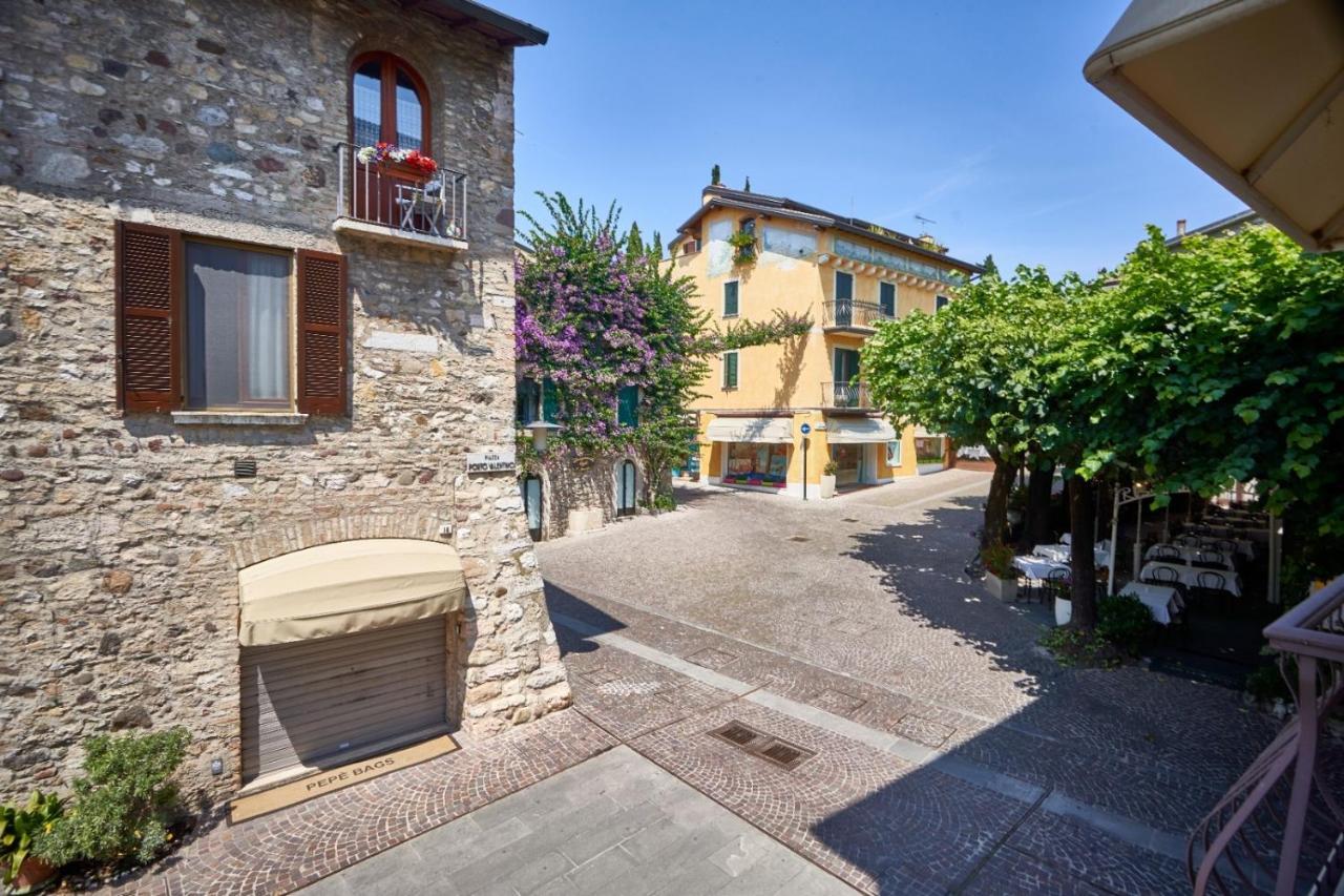 Porto Valentino 2 Apartment Sirmione Exterior photo
