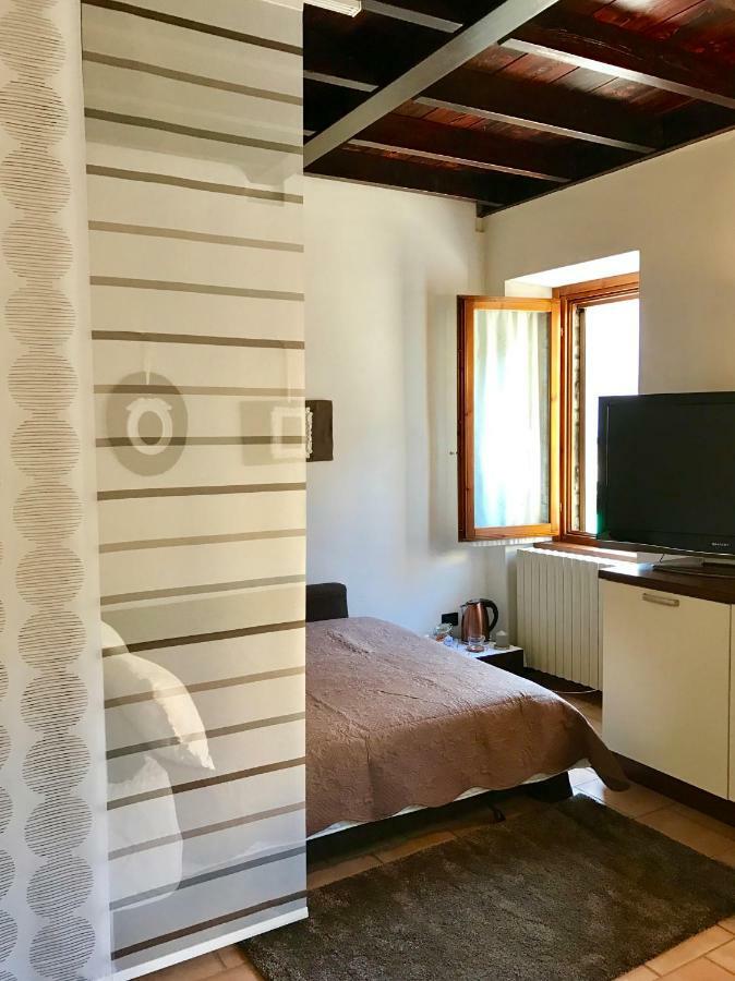 Porto Valentino 2 Apartment Sirmione Exterior photo
